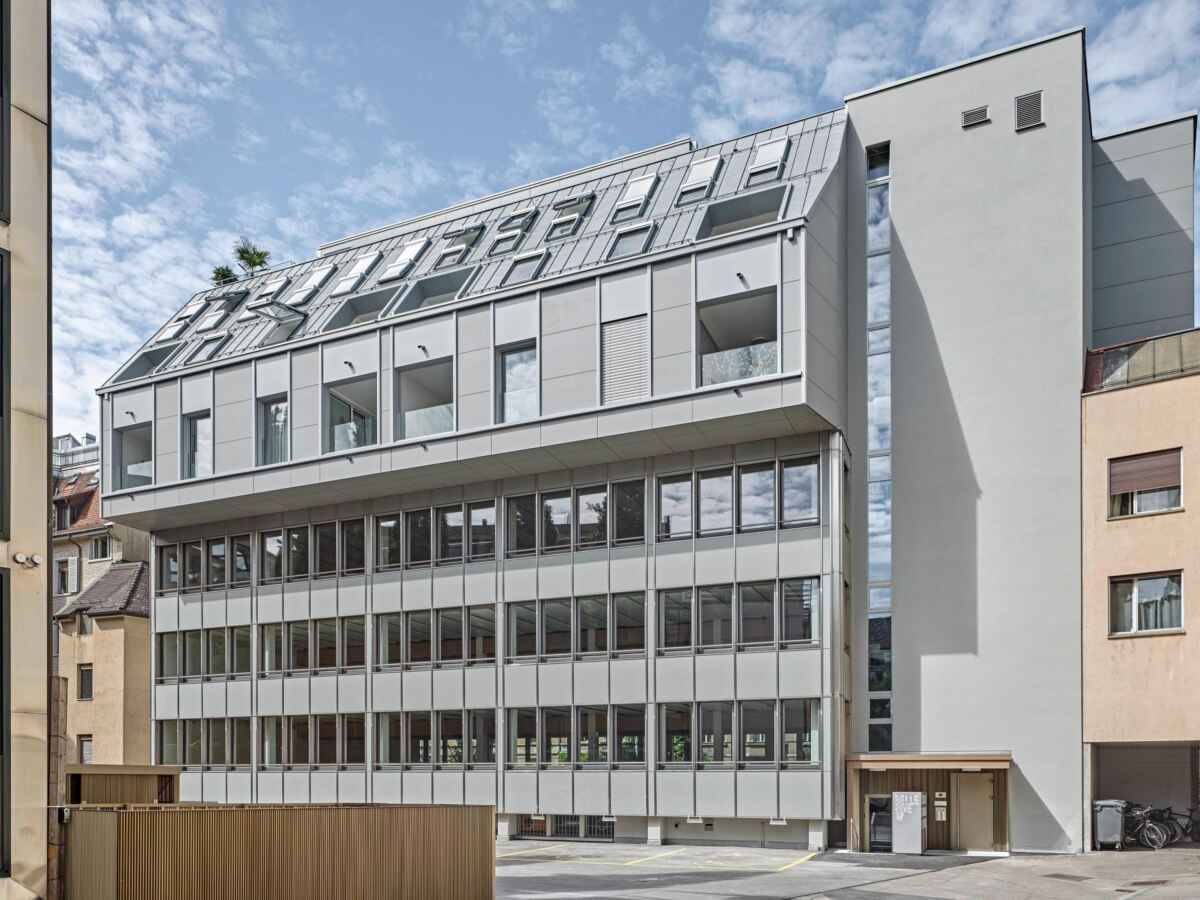 Sanierung und Aufstockung Geschäftshaus Bellerivestrasse, Zürich