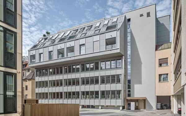 Sanierung und Aufstockung Geschäftshaus Bellerivestrasse, Zürich