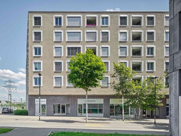 «Amelia» Glattpark, Opfikon