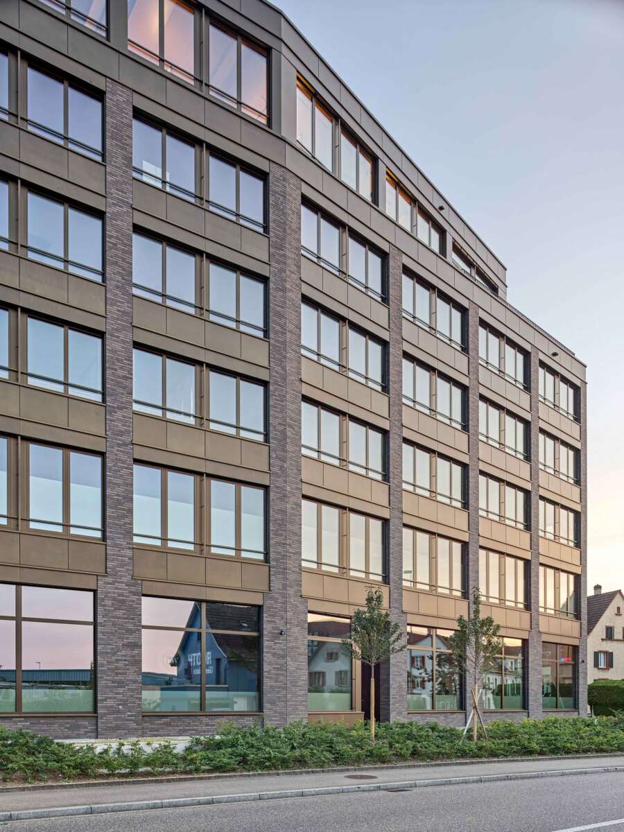 «Haus der Wirtschaft», Pratteln